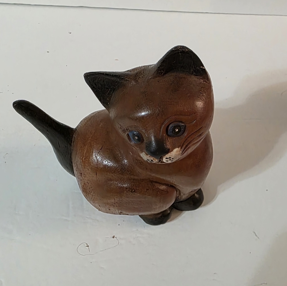 Vintage Wooden Cat Figurine Hand Carved - Picture 2 of 9